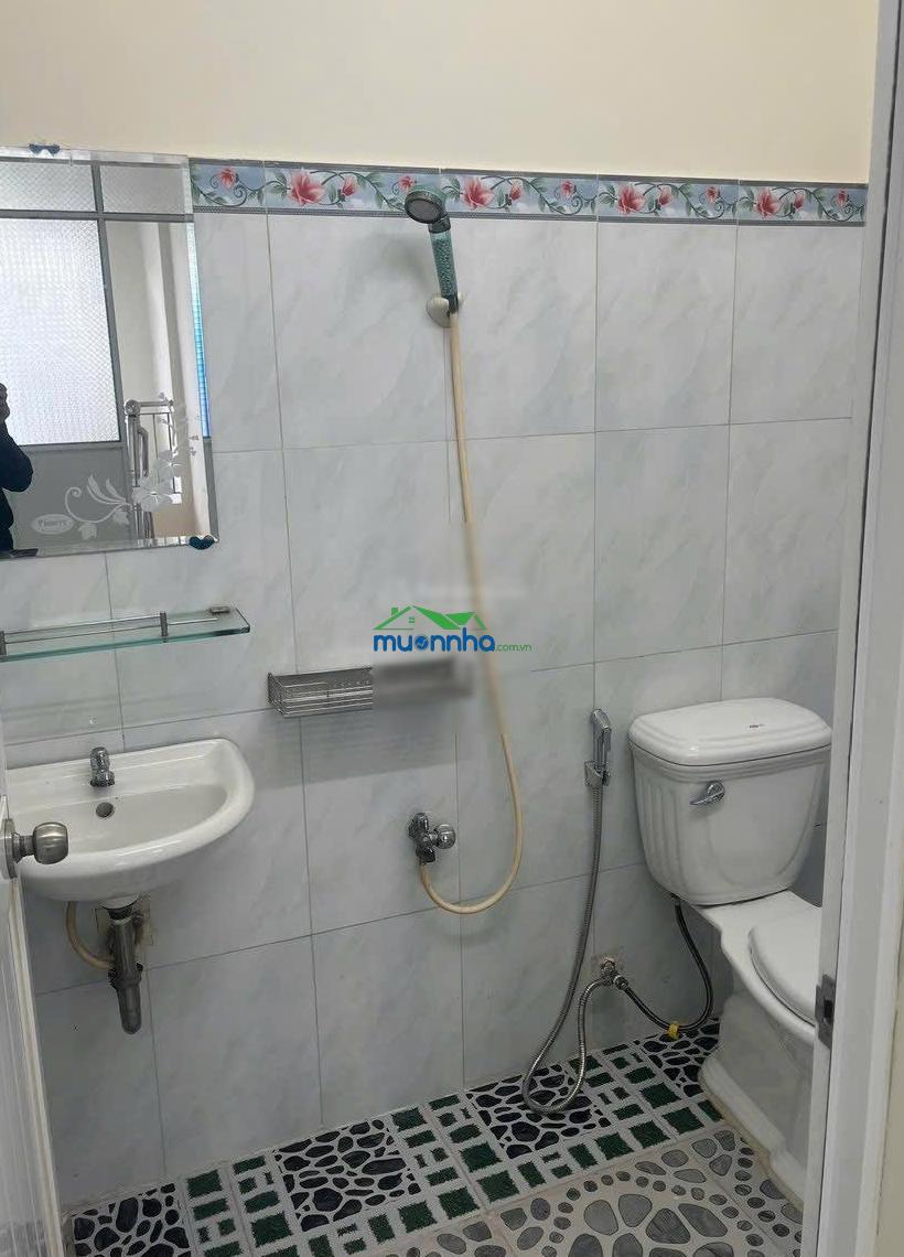 Kẹt tiền gấp bán nhà(shr) 1 xẹc ngắn thạnh lộc 50 ngay cầu phú long, 4x12,5, 2pn, đường 5m - 4