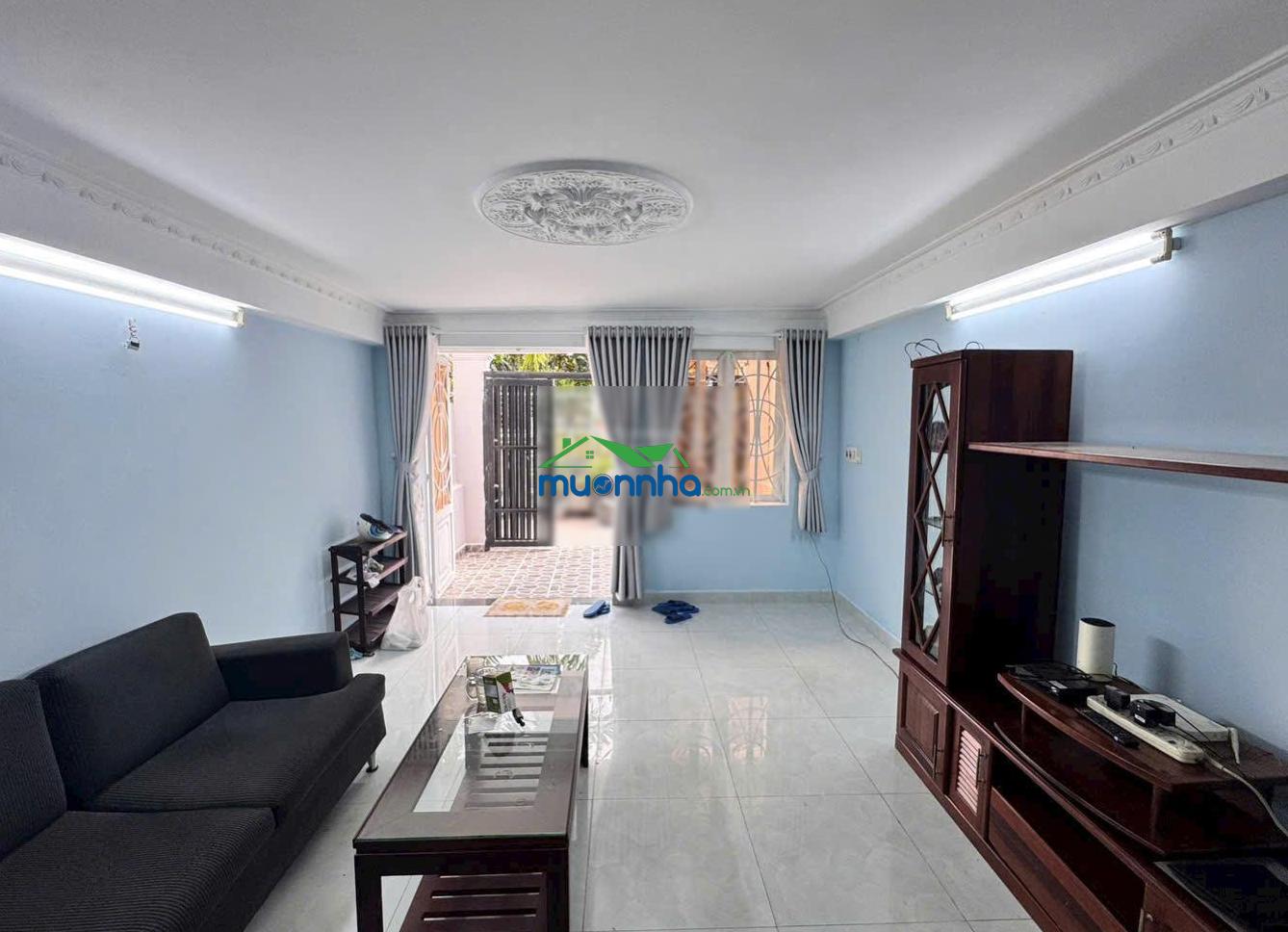 Bán nhà 2 tầng sát chợ hiệp bình, đường ô tô, dt 58,6m² - sổ hồng riêng, chỉ 6 tỷ 190
