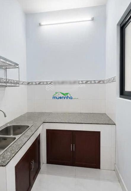 Bán nhà tỉnh lộ 10, ngay chợ da sà mới, giáp tên lửa, hẻm xe hơi thông 4 x 8.5m (2 tầng). giá 3txx - 2