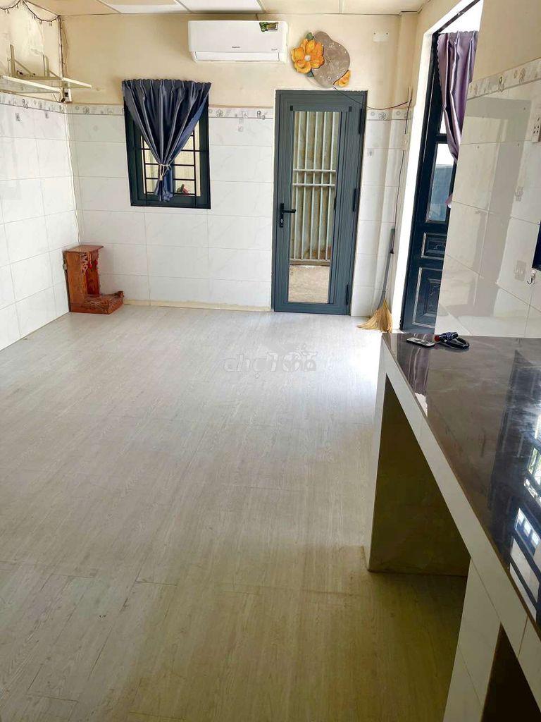 Nhà 6x5m2, 2 phòng ngủ 2 tolet tặng 2 máy lạnh,máy giặt .v.v - 4