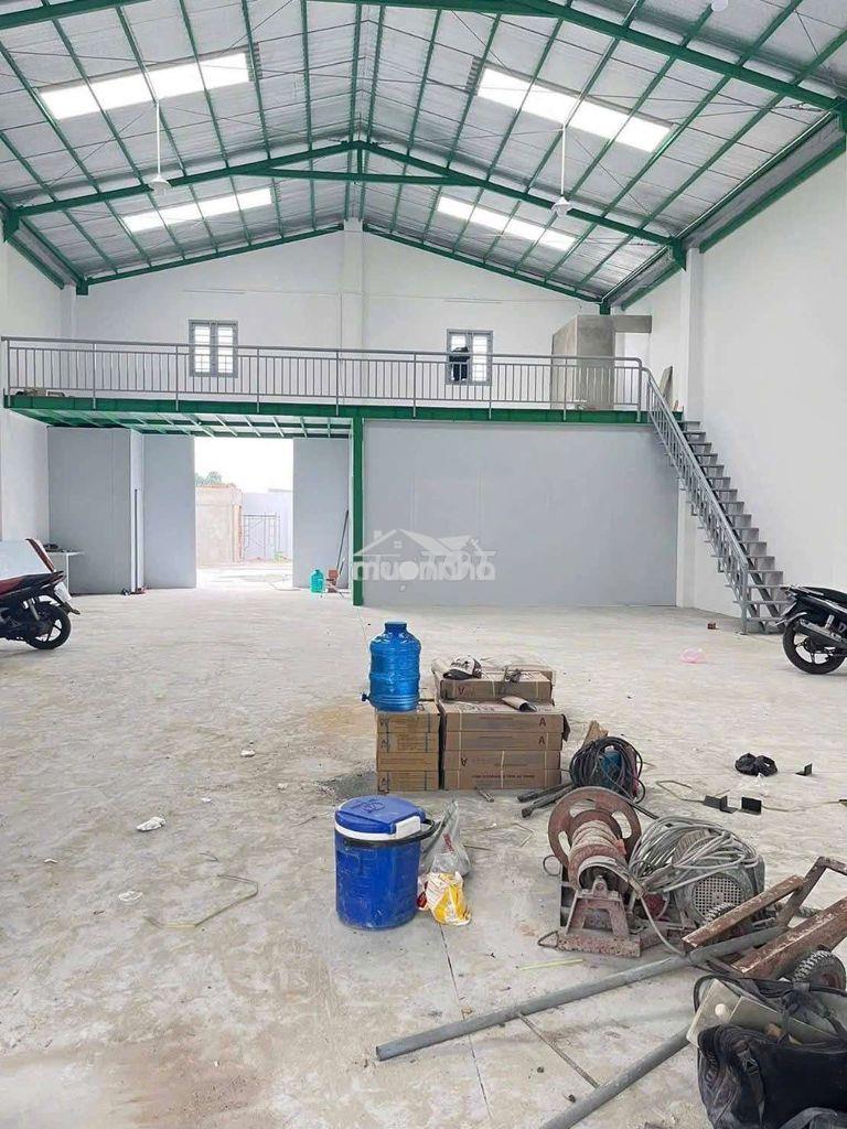 Cần cho thuê kho xưởng bà điểm hm .dt 500m xe tải 10 tần giá 35 triệu - 3