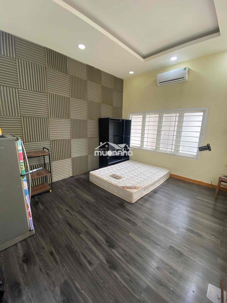 Phòng ngay bờ kè trường sa, đối diện chùa pháp hoa - 2