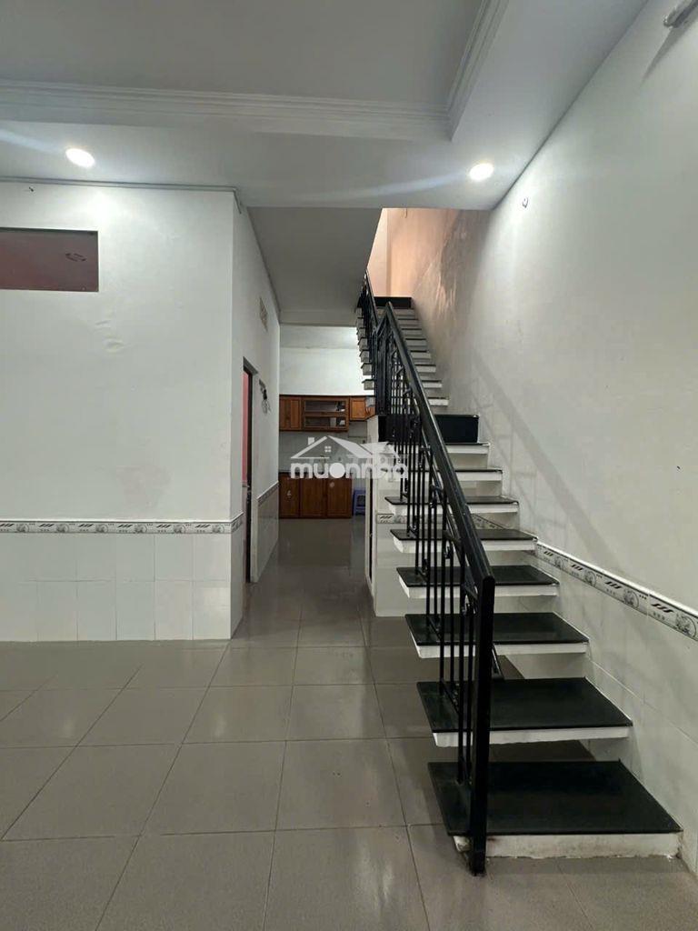 Cho thuê nhà nguyên căn 6x11m 1 trệt 1 lầu 3pn đường bình lợi 17tr tl - 2