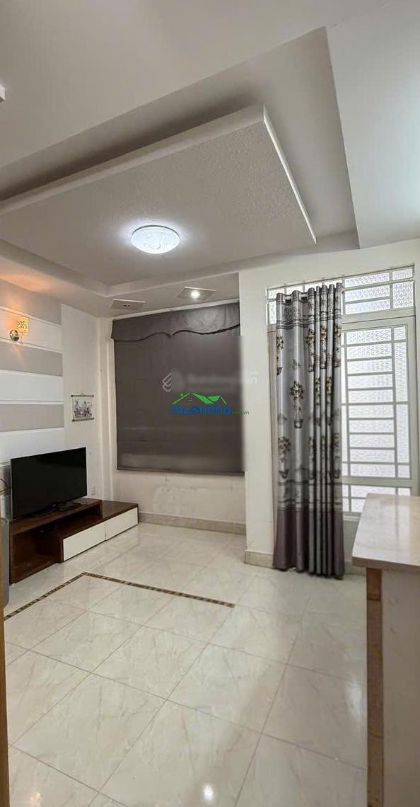 Hiếm! nhà 4 tầng phú nhuận hẻm thẳng đẹp cách mặt tiền chỉ 50m giá 5.7 tỷ