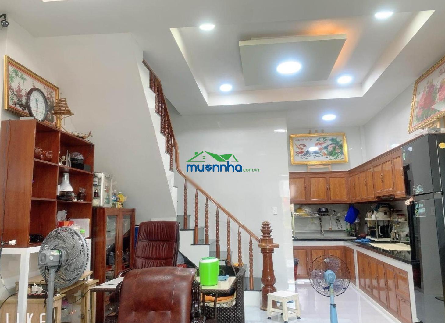 Bán nhà mới xây đường hưng phú q8 - 6x10m - 40m ra mặt tiền - dòng tiền 11tr/tháng - giá chỉ 5,5 tỷ - 2
