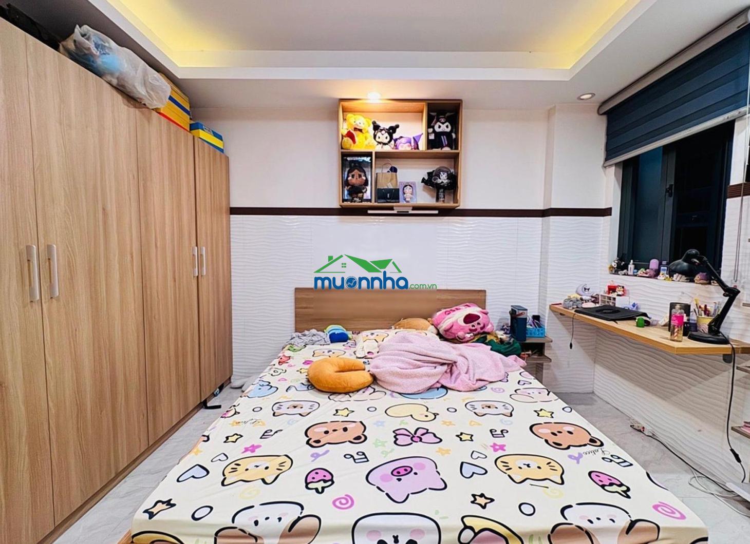 Nhà 5 tầng xe hơi đậu cửa, gần siêu thị emart, giáp bình thạnh - 3