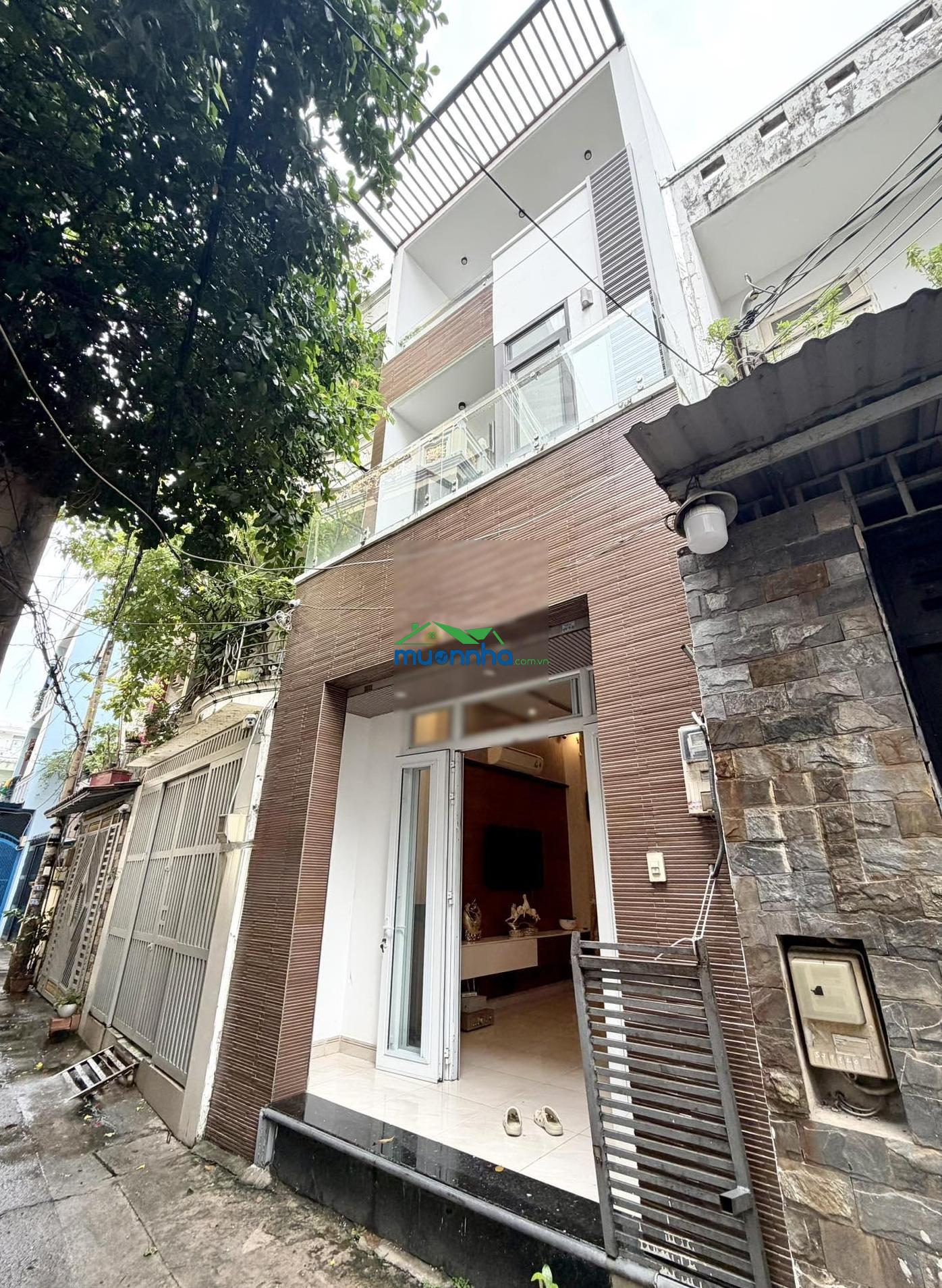 Xe hơi vào nhà - nguyễn xí - tặng full nội thất - 3 tầng - 4pn - hẽm thông kinh doanh được giá 9 tỷ - 2