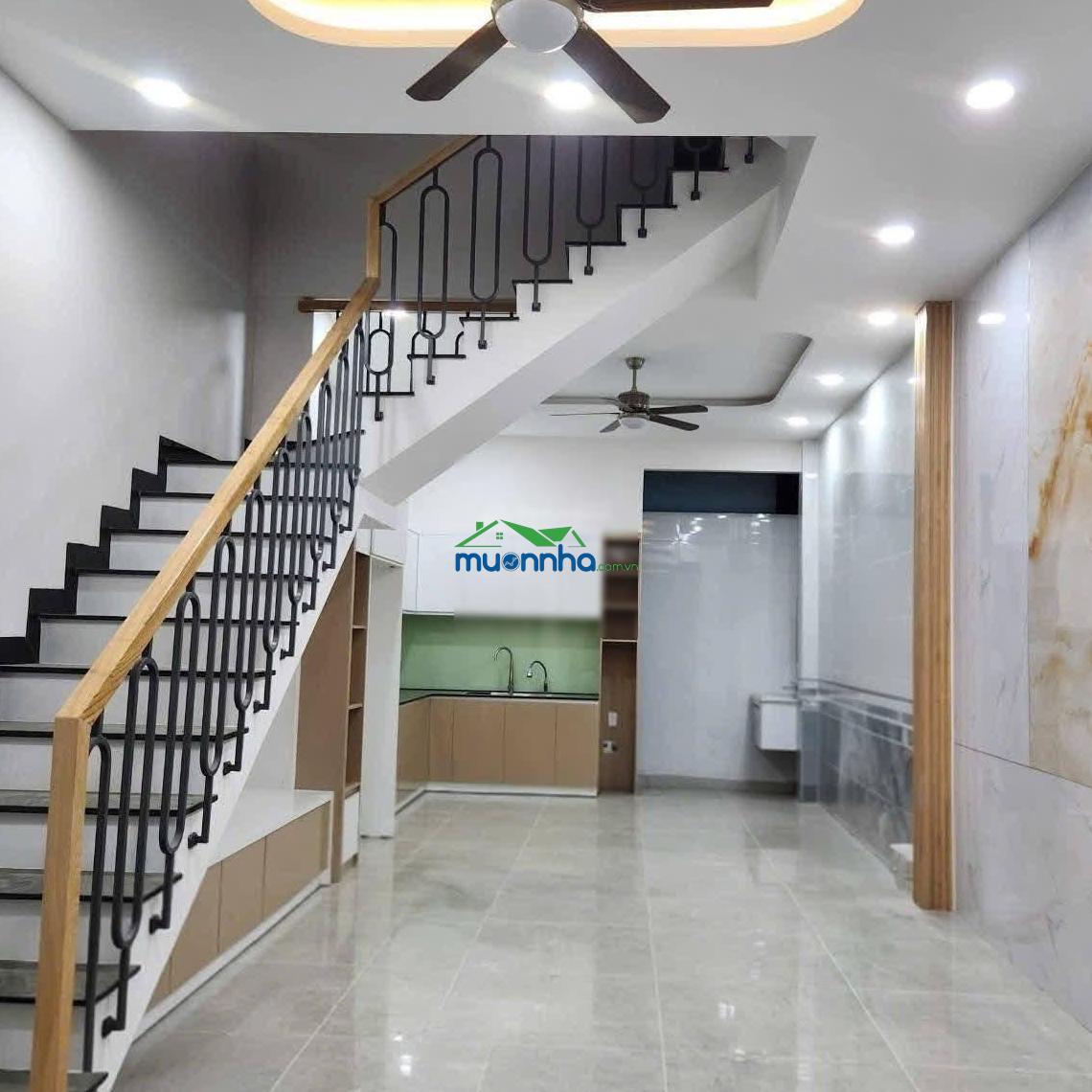 Bán nhà mới 3 tầng + tum đường trường lưu - 5,7 tỷ