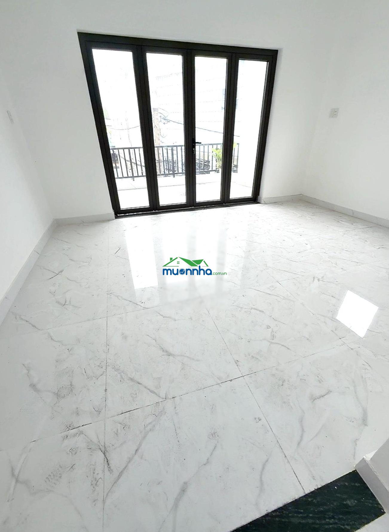 Nhà 2 tầng nở hậu cách một căn ra mặt tiền kha vạn cân - 69 m² - 4.99 tỷ - Ảnh 2