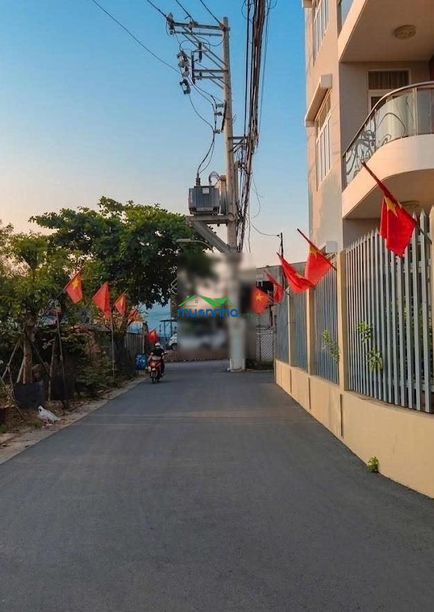 Hiếm có khó tìm - nhà 3 tầng thủ đức - sổ hoàn công chuẩn chỉnh! - Ảnh 2