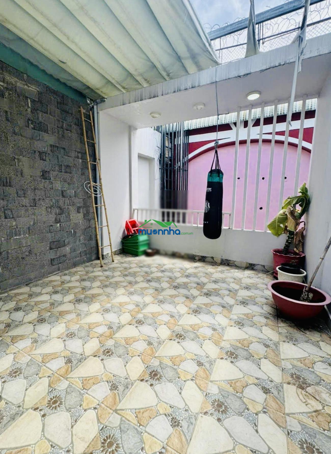 Bán nhà quận 7 - ngang khủng 8.5m x 12m - giá 7.8 tỷ - thu nhập 24tr/tháng - 3
