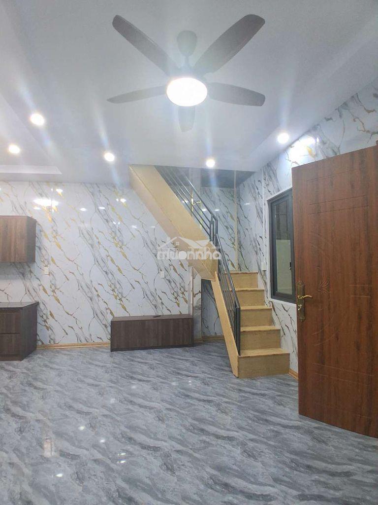 Nhà liền kề mới gần chợ phú mỹ, đầ đủ nội thất mới giá 5.5 triệu/tháng - 2