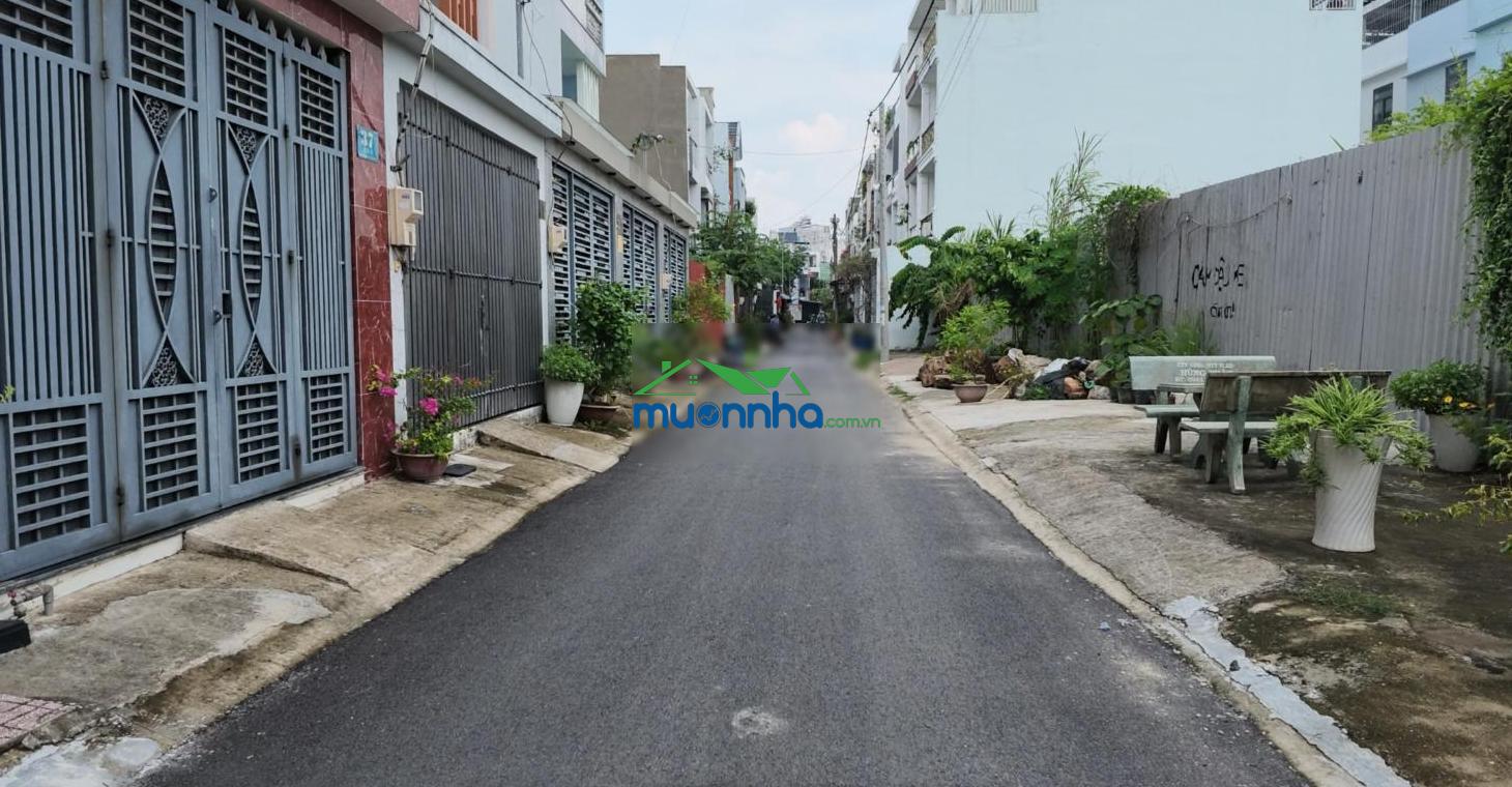 Bán nhà 2 tầng 4m x 18m. đường 6m kdc an sương. giá 5 tỷ 4 - 4