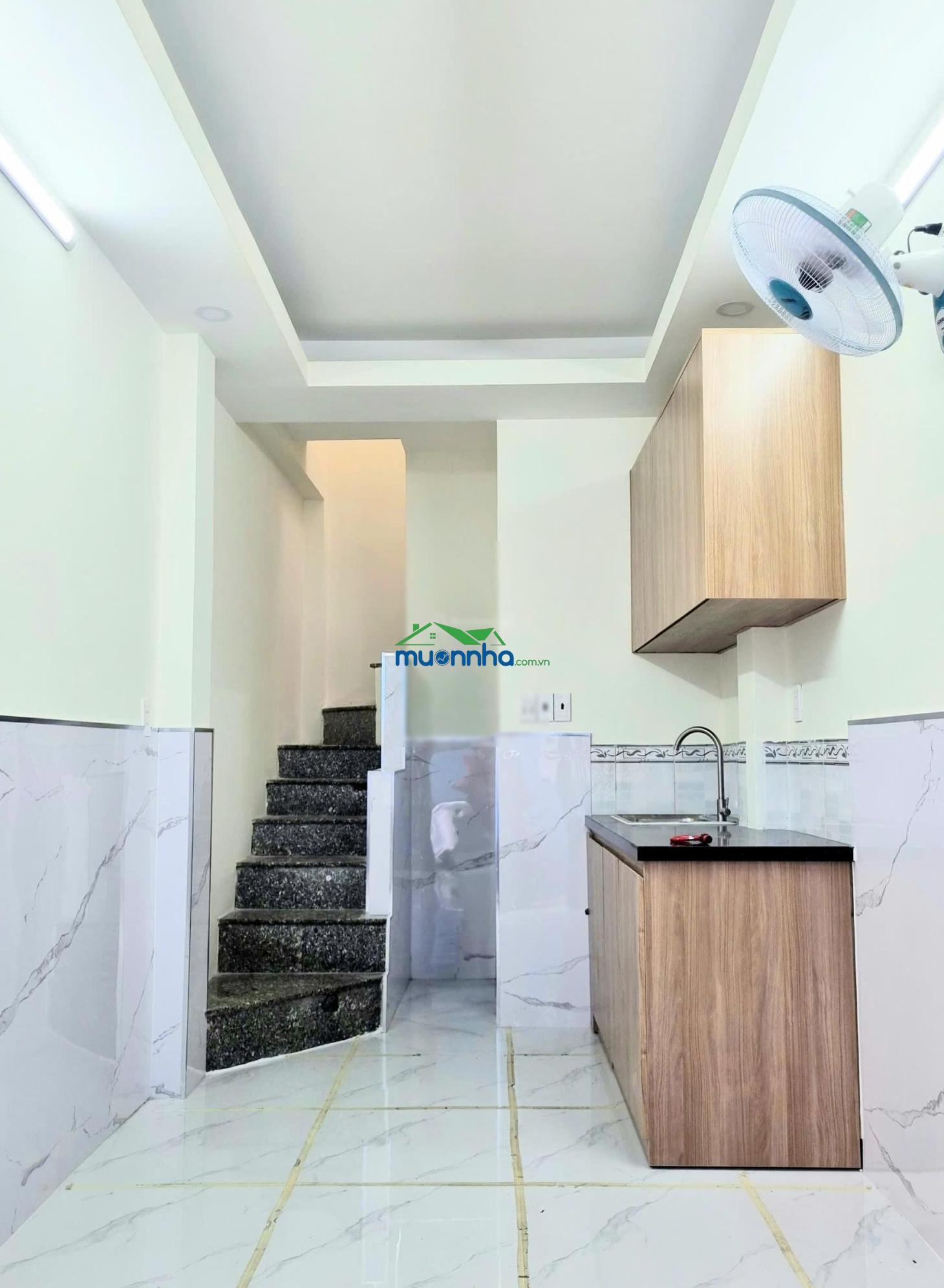 Bán nhà cách mạng tháng 8, gần hẻm xe hơi, 2 tầng, quận 10 giá chỉ 2.85 tỷ - 4