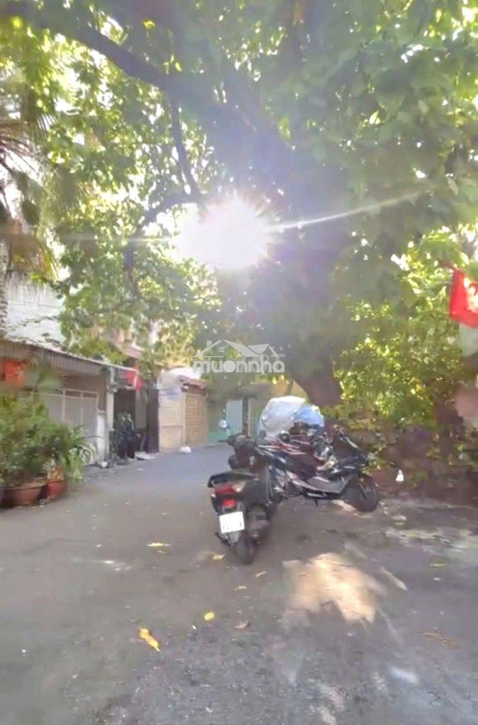 Bán nhà đường thông,2 xe hơi tránh nhau- phan đăng lưu, dt 81m,giá 15t - 4