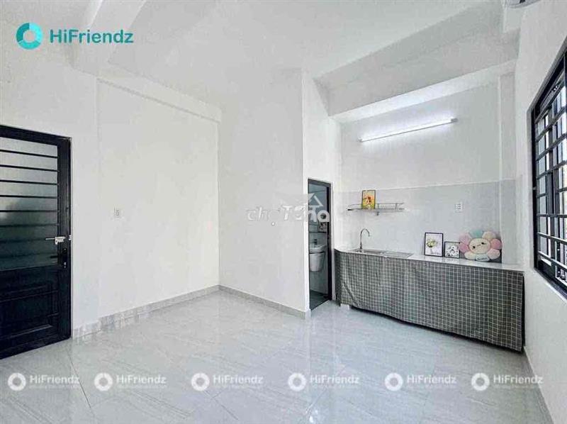 Cho thuê phòng cửa sổ trời chỉ tính điện nước ngay hoà bình đầm sen