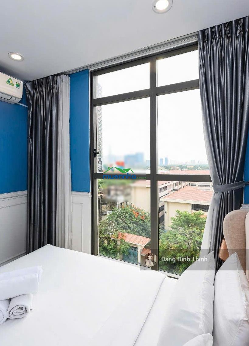 Thuê saigon royal 1pn 50m2 ban công view thoáng ngay bến vân đồn quận 4 sát q1 q3 - lh 0775 924 ***