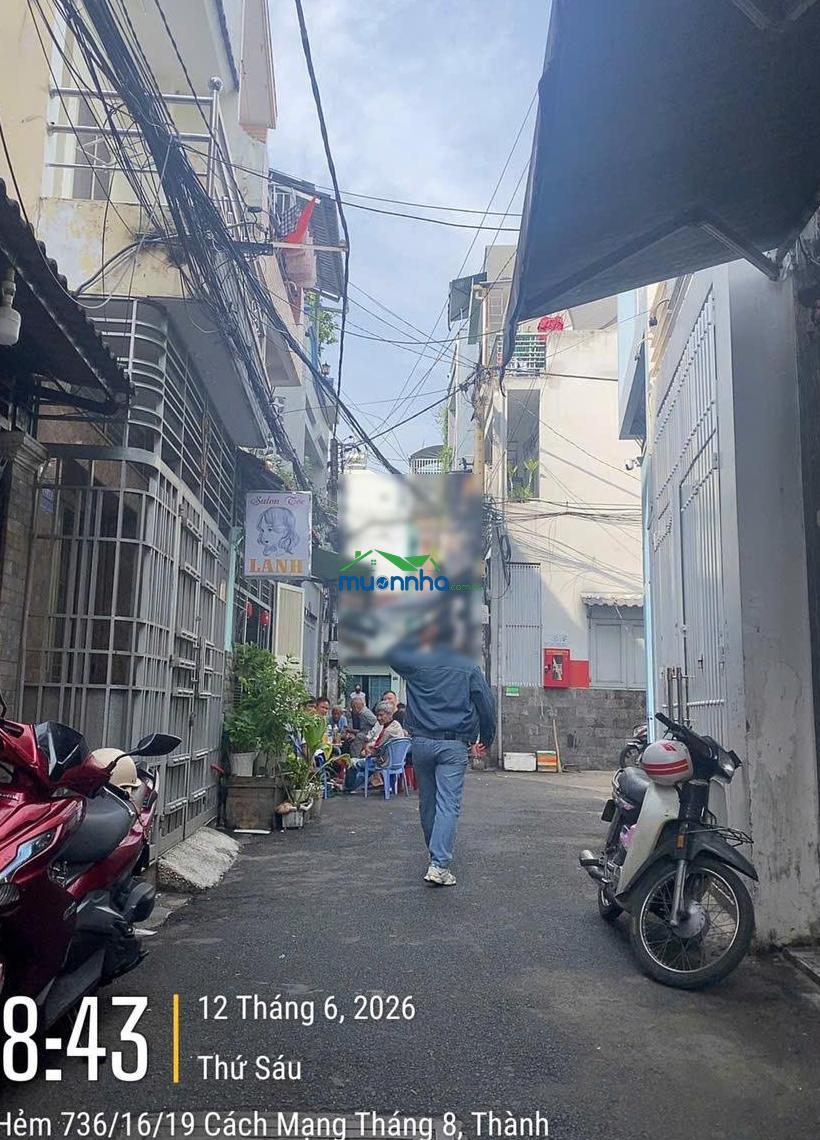 Xe hơi tới nhà - chỉ 6.3 tỷ - đường cách mạng tháng 8 - dt: 3.5 x 13m - nhà ở ngay