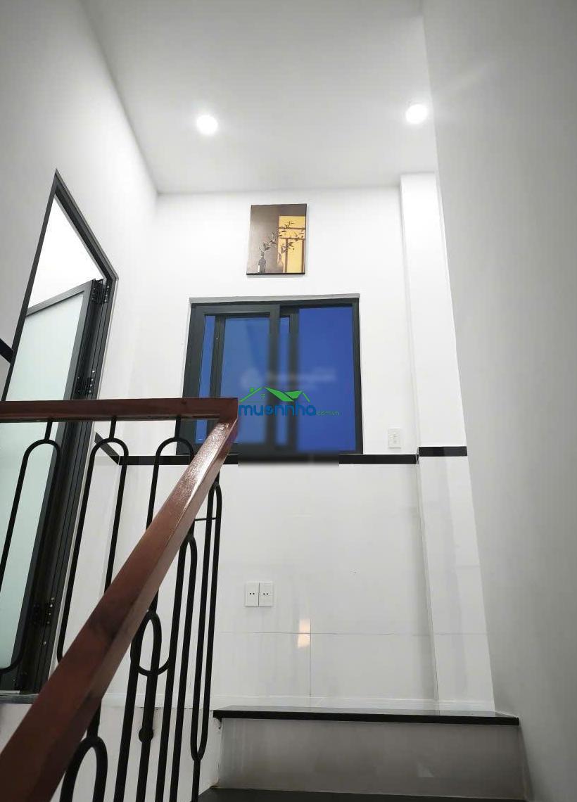 Bán nhà sổ hồng riêng mới xây 4,1m x 13m 1 trệt 1 lầu 2/ lê thị lơ, tân hiệp, hóc môn giá 3 tỷ 260 - 4