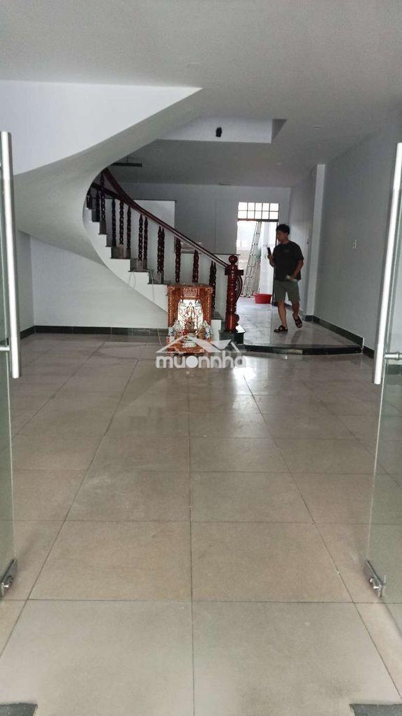 Mặt tiền gần chợ hạt điều. 1 lầu 2pn 2wc. 5*26. - 3