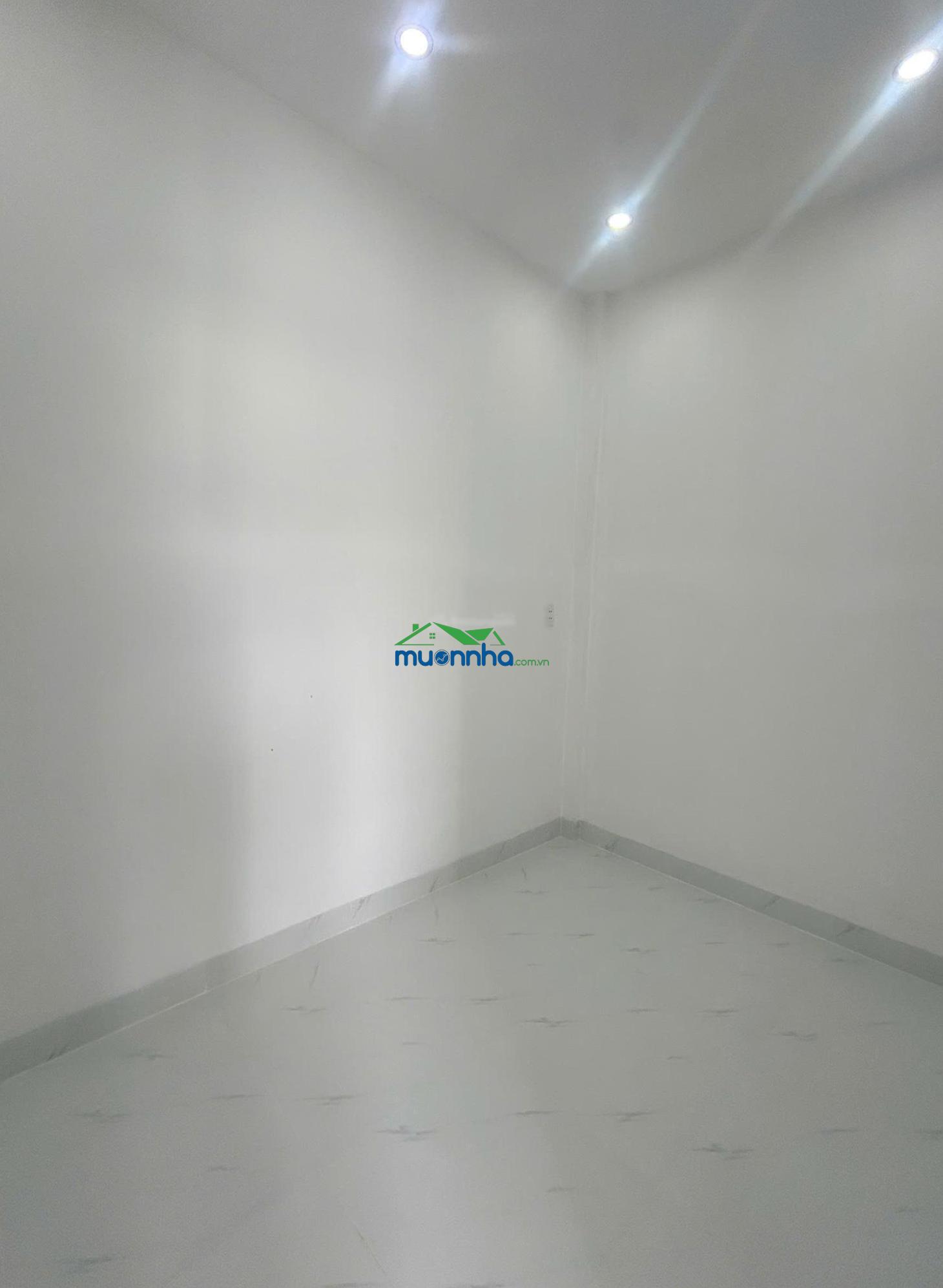 Nhà sổ riêng chính chủ hóc môn giá chỉ 550tr, xây dựng kiên cố vào là ở ngay - 2