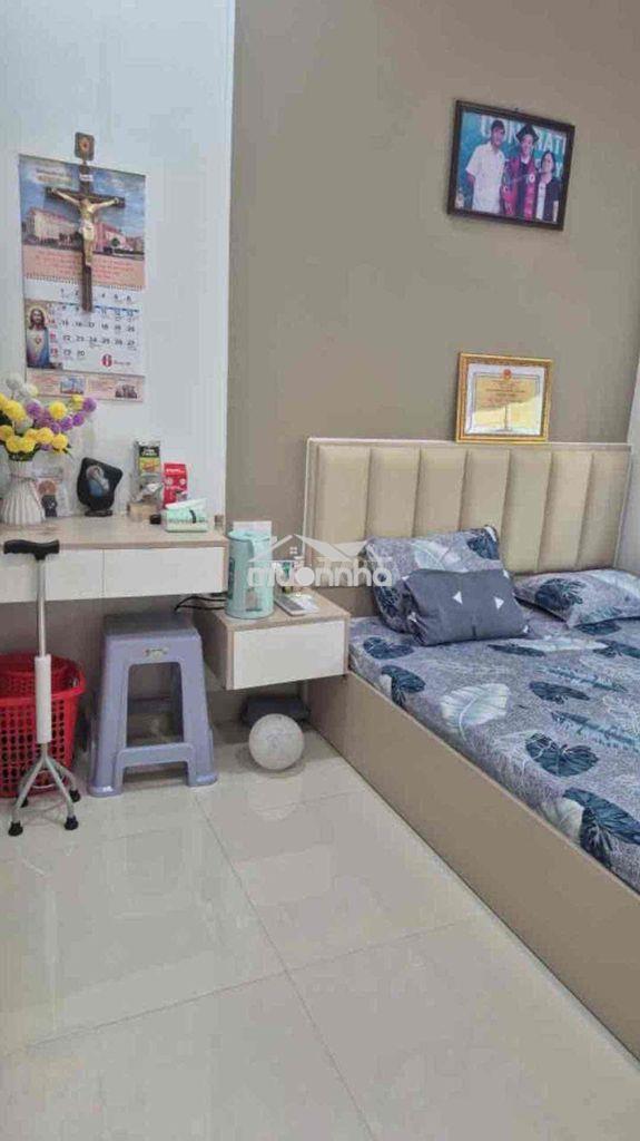 Chỉ: 7 tỷ 500 - 2 mặt hẻm - xe hơi thông - hoa đào, p2, phú nhuận 📐 d - 4