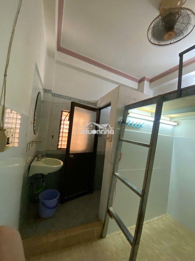 Phòng lâu 2 gần măt tiến,chợ bàn cờ giáp lý thái tổ, võ văn tần - 2