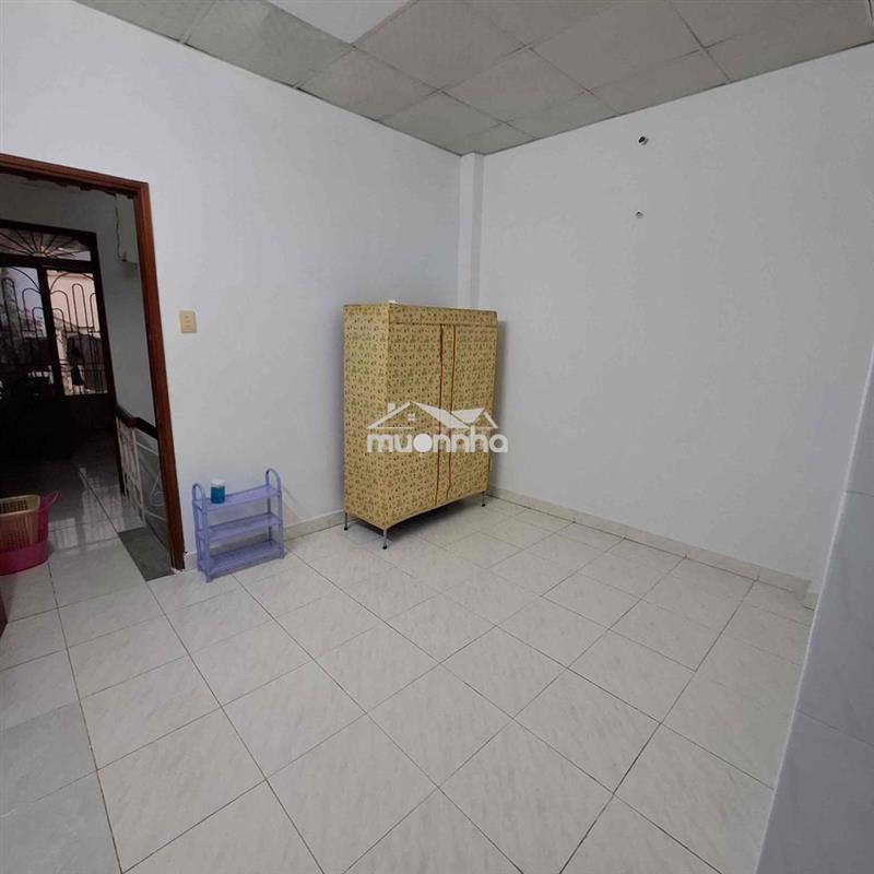 Nữ thuê phòng trọ lê văn sỹ quận 3