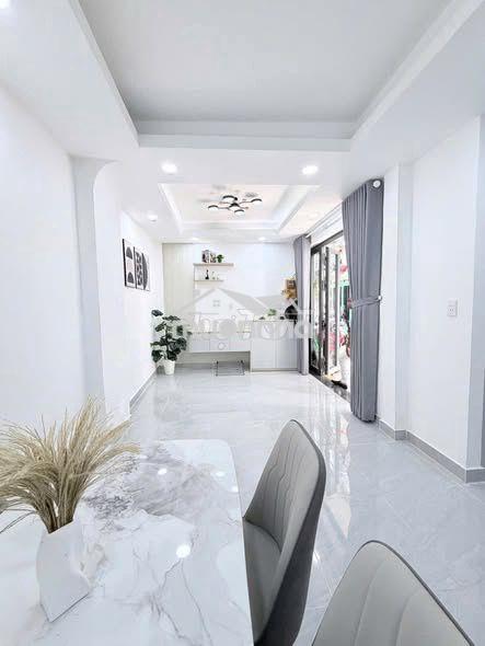 Nhà mới đẹp ở liền 3pn khu hiện hữu không lộ giới pq8 - 4