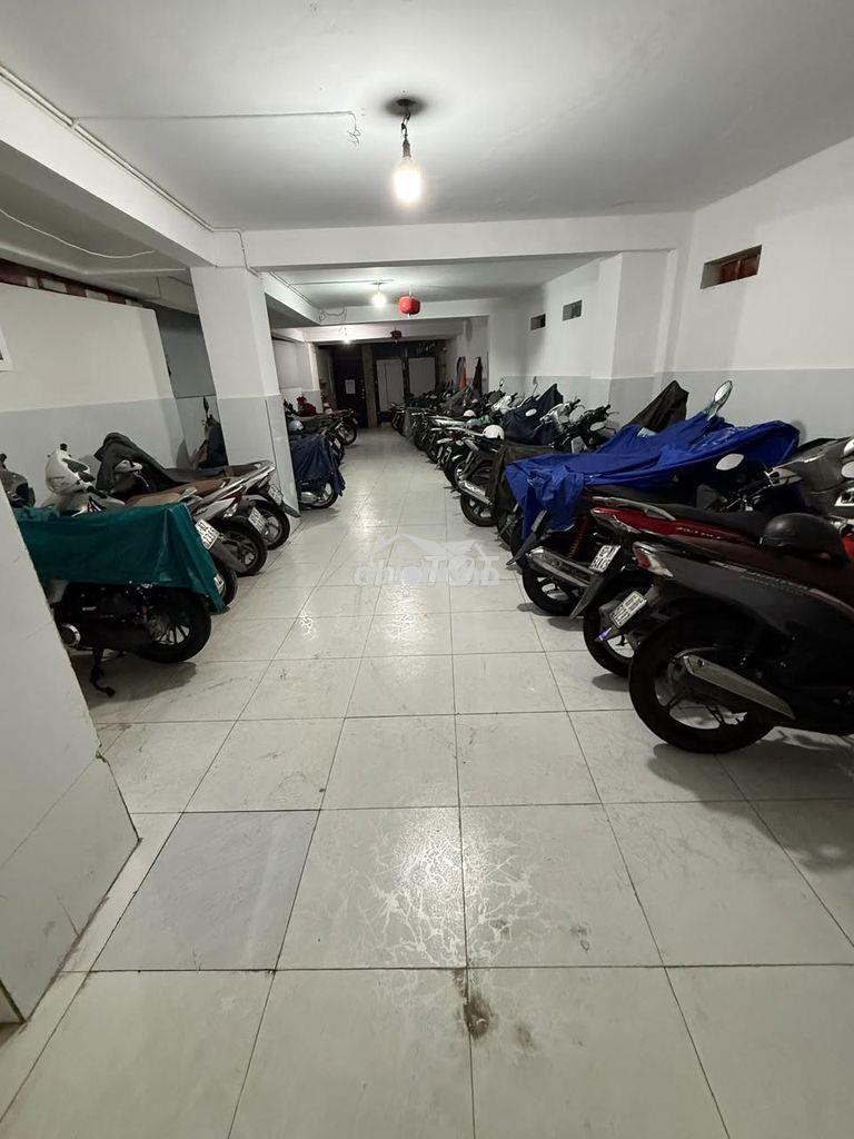 Full nội thất mới, thang máy, hầm xe rộng, giá sinh viên
