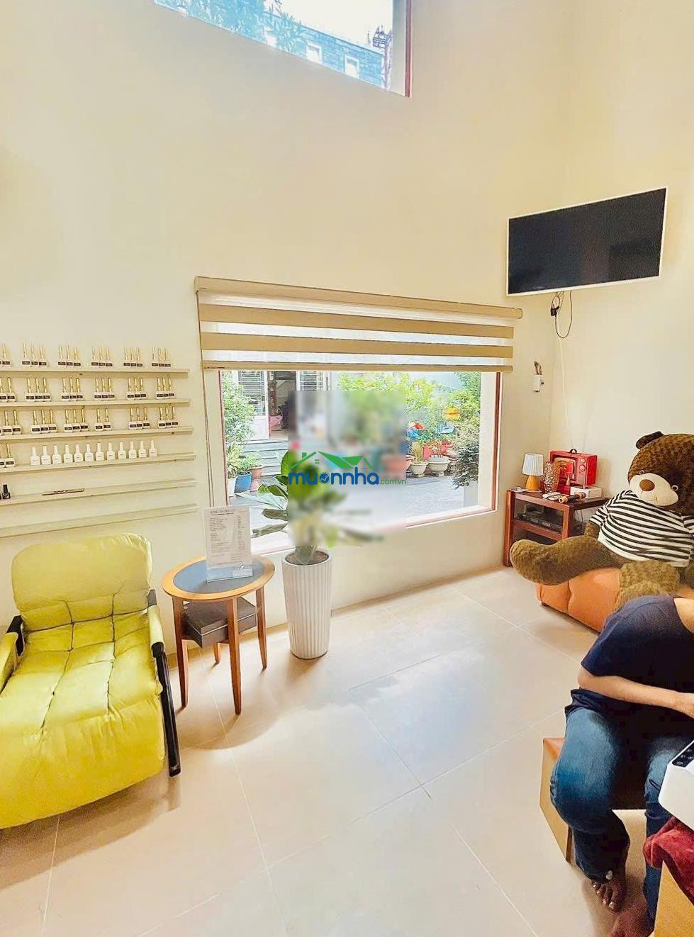 Chủ nhà nhiệt bán - vừa ở vừa kinh doanh sát khu 301 chợ thủ đức - nhà bàn giao ngay