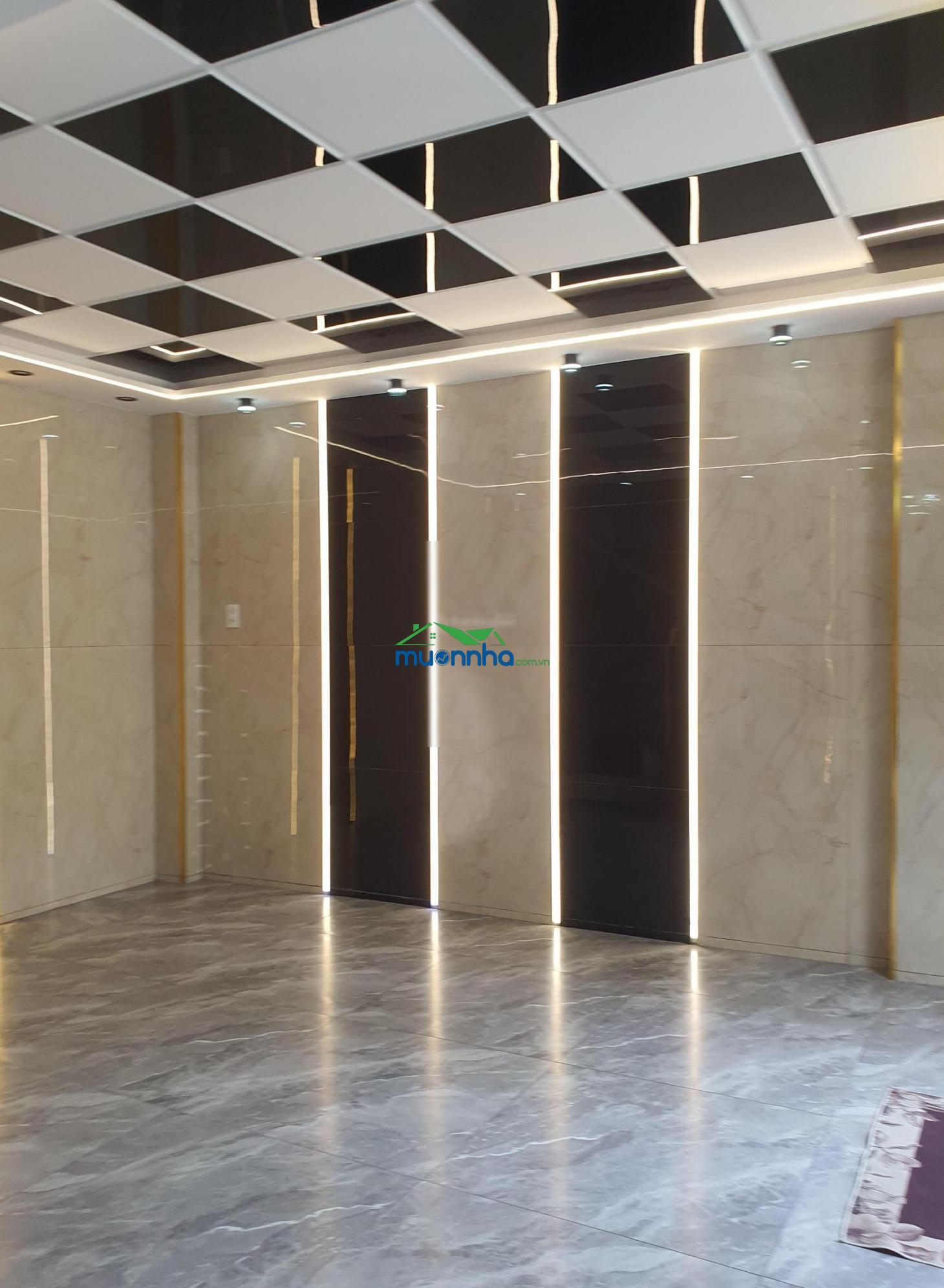 Chủ quyết bán giảm tổng cộng 1,1 tỷ giá mới chỉ 8,8 tỷ nhà mới xây 100% full nội thất hẻm xe tải
