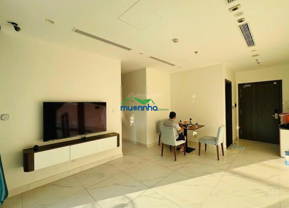 Bán gấp căn góc 2pn beverly vinhomes grand park 80m² sổ hồng sẵn chỉ 5,7 tỷ