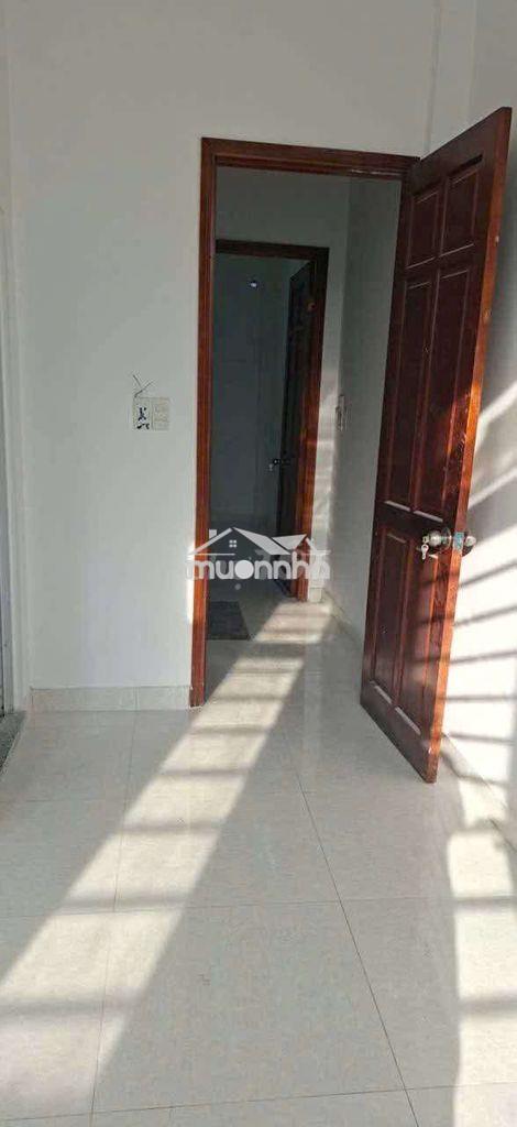 Nhà 1 lầu 2 phòng ngủ 2 tollet.sơn mới sạch sẽ - 3