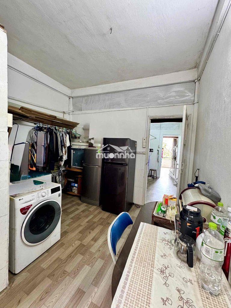 Cư xá lạc long quân sát bên đầm sen - 2