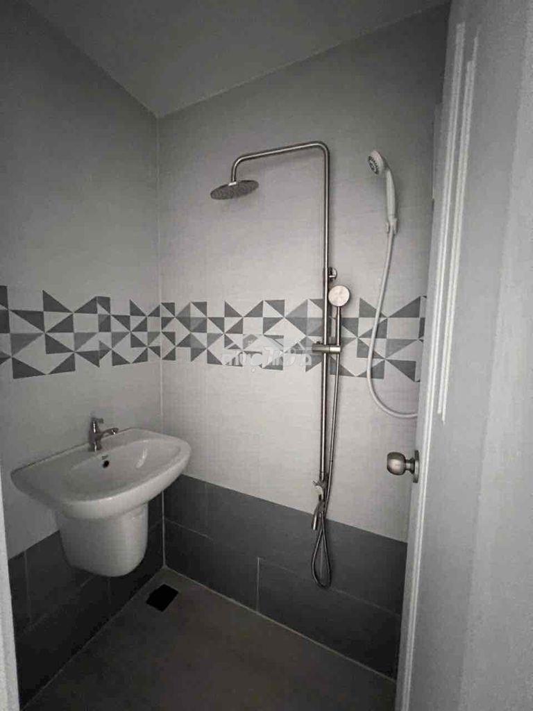 Cho thuê nhà 2pn lê văn sỹ hẻm rộng - 2