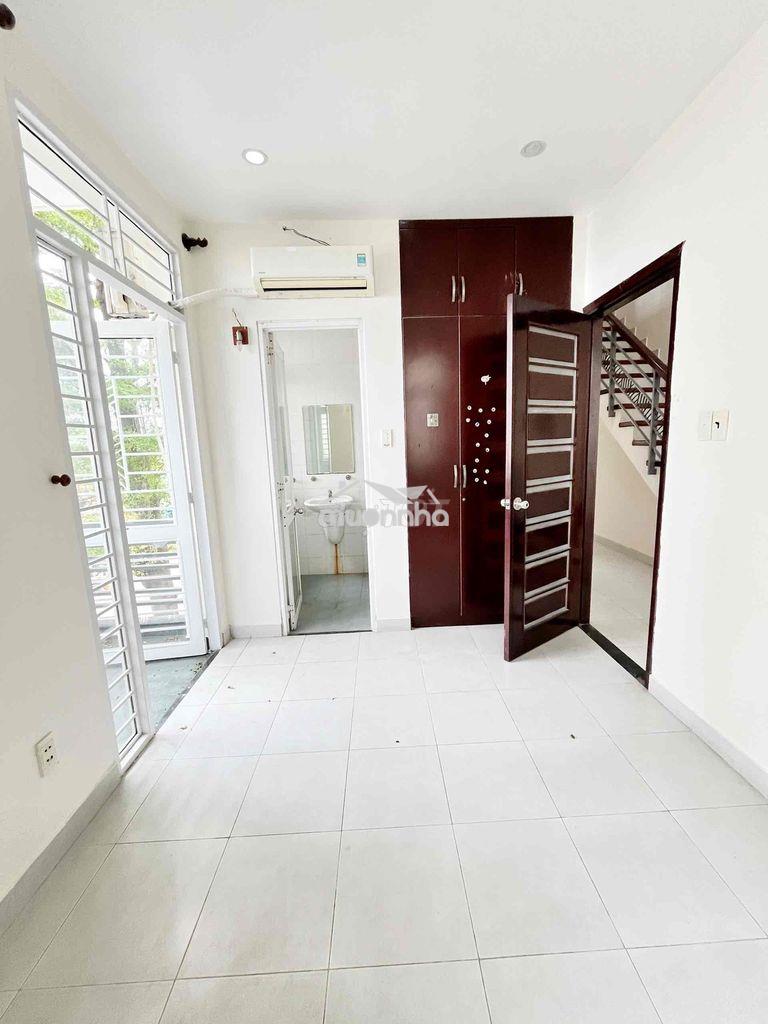 Cho thuê căn góc nhà mới 5x18m 3 lầu có 5pn có máy lạnh - 3