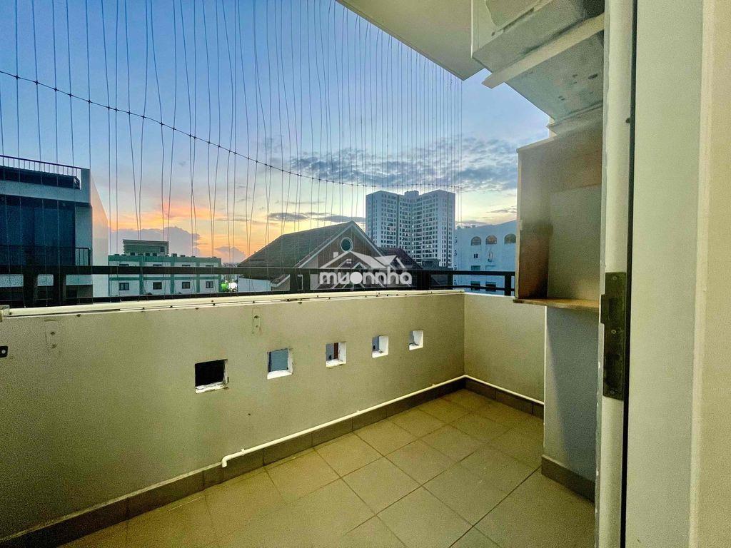 Studio ban công tách bếp rộng 35m2 ngay chung cư new saigon giáp quận7 - 2
