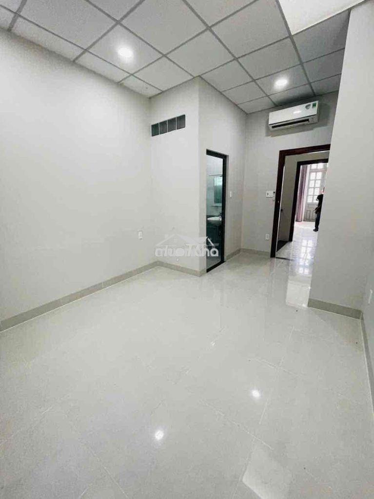 Cho thuê nhà sát bên đường linh đông 2pn 3wc full nội thất 10tr/th - Ảnh 4