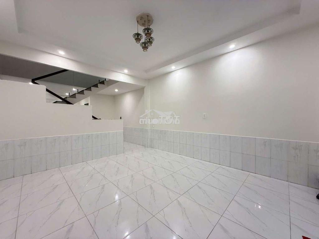 🏡 Cho thuê nnc hẻm 141 đường tám danh p4q8
 - 4