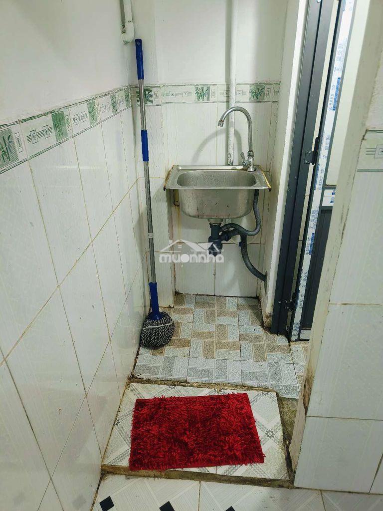 Tìm bạn ở ghép gần ngã tư 550 - 2