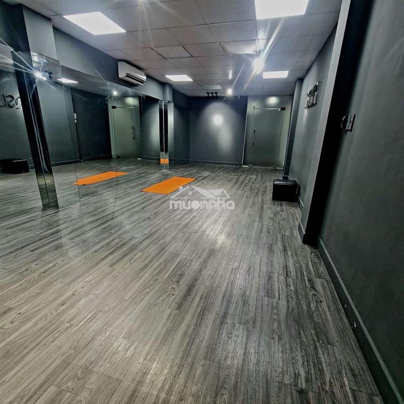 Phòng tập yoga giá rẻ