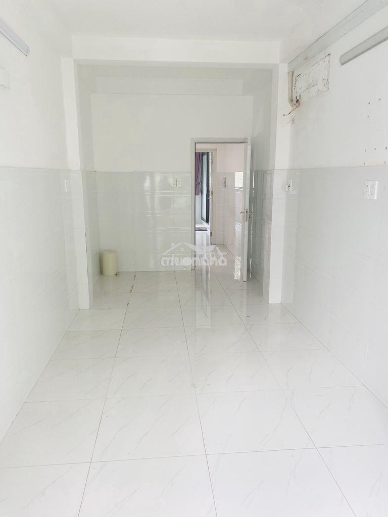 Nhà nguyên căn đường an dương vương - 4pn 3wc - 2.5x12m - 2