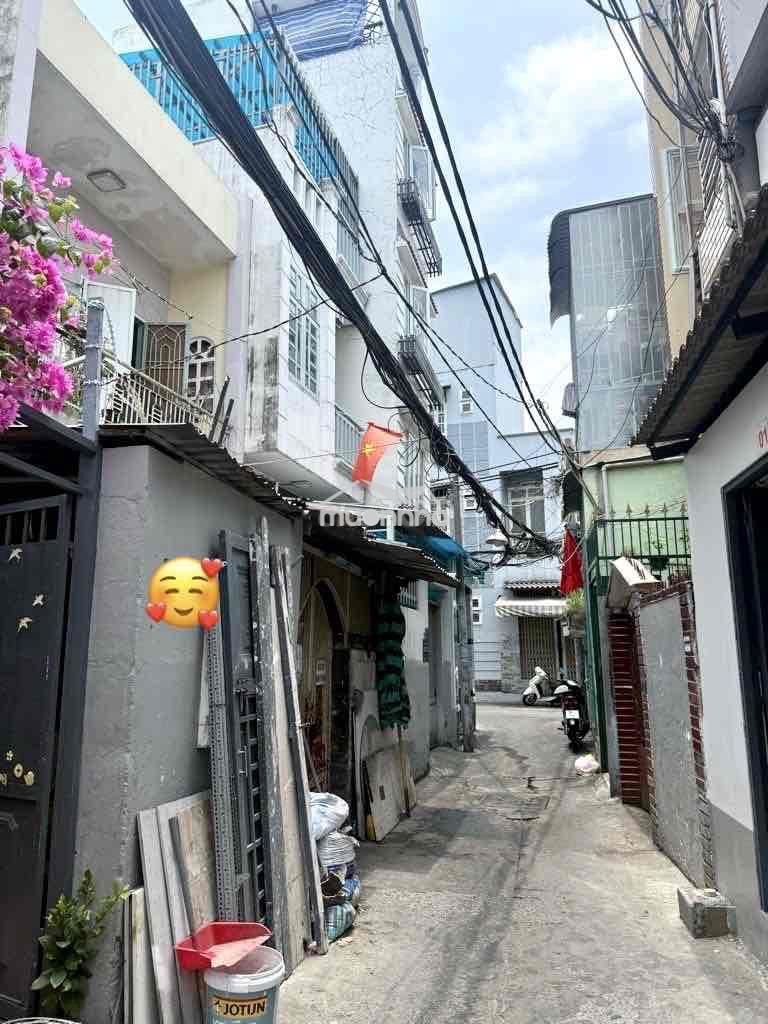 Bán nhà 2 tàng kế hẻm xe hơi, ngang 3.9m, đ.đoàn văn bơ,. - 4