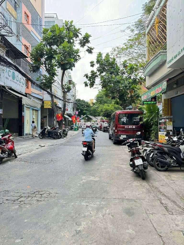 🚗 Hơn 8đ - xe hơi ngủ nhà q10 - nhà đẹp ngay 3 tháng 2 -sát mặt tiền - 2
