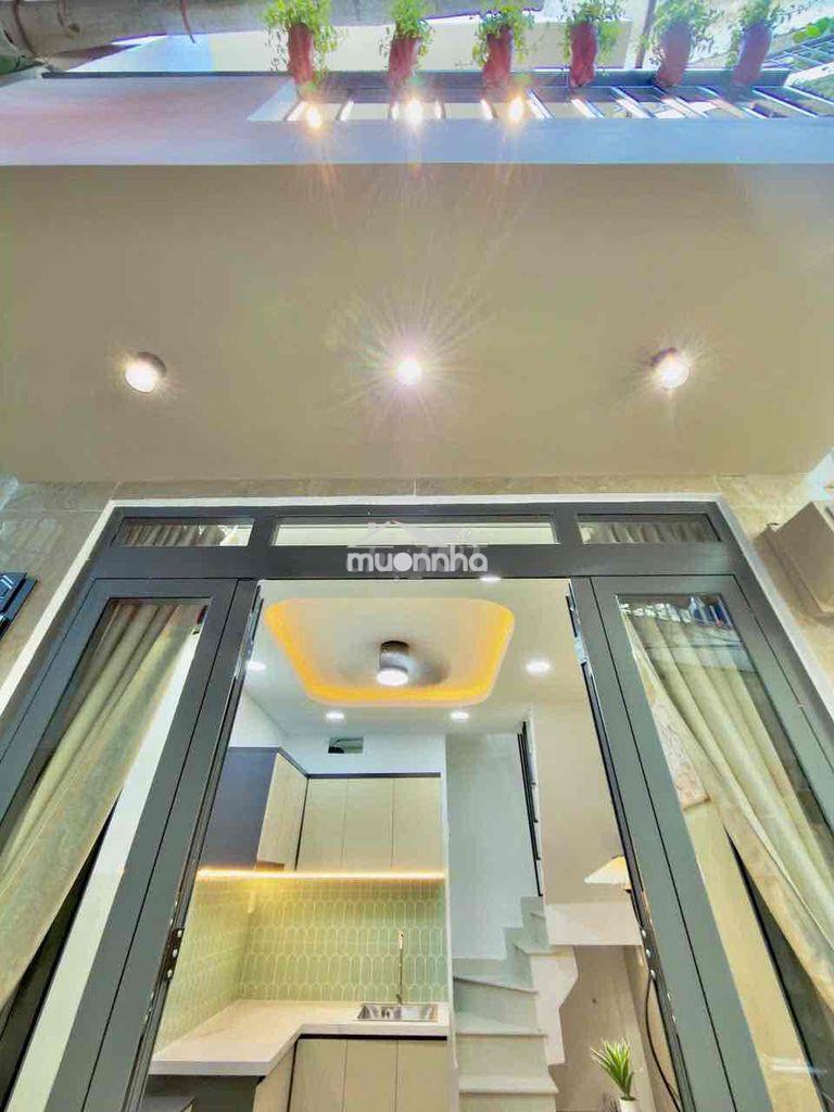 Nhà mới mini dọn vào ở ngay (3,2x5 m2)