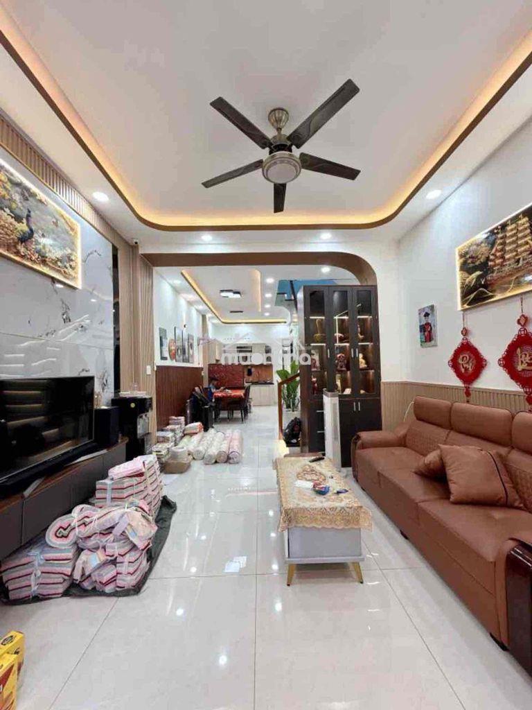 Nhà đẹp gia chủ đang ở - xây dựng cực kỳ kiên cố