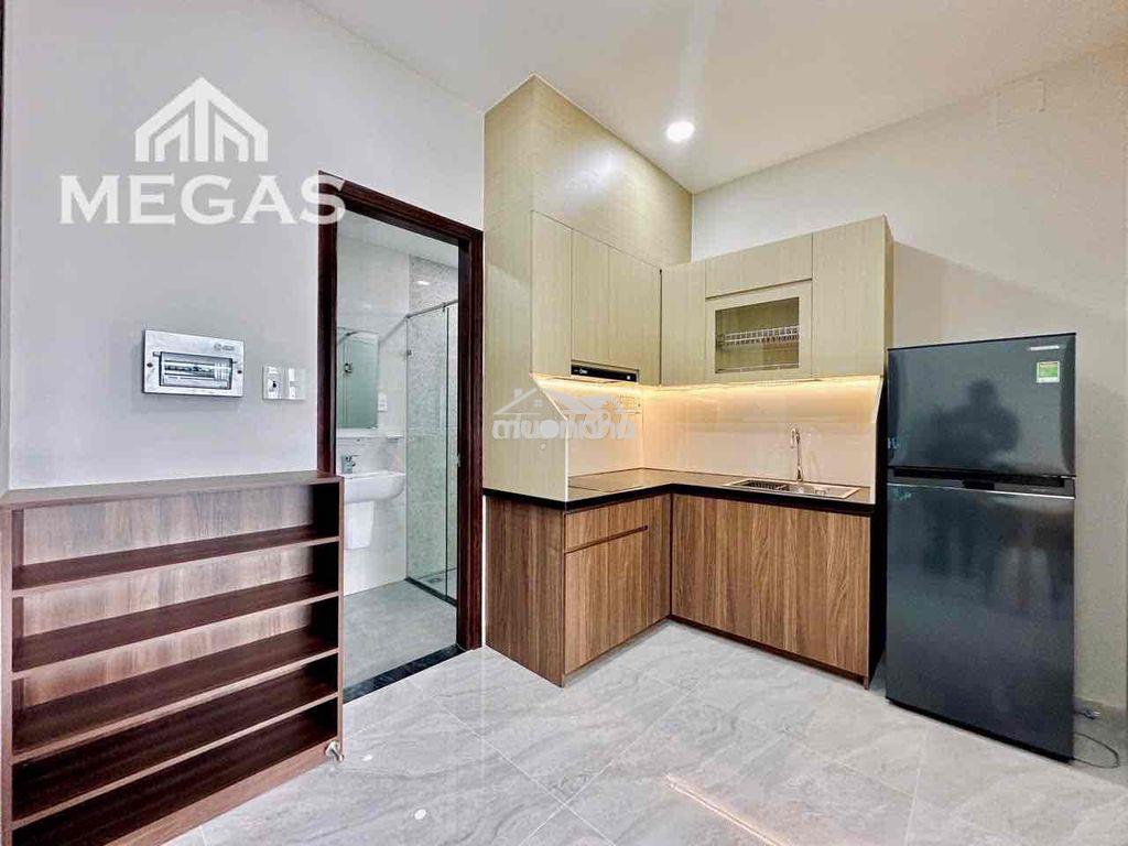 Căn hộ dịch vụ bancol full nội thất tách bếp ngay ngã tư bảy hiền - 3