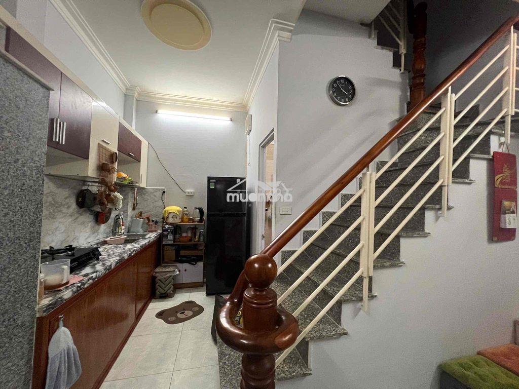 Nhà rộng rãi ngan 4,5 x 8m. 1 lầu đường huỳnh tấn phát , có sổ hồng. - 2