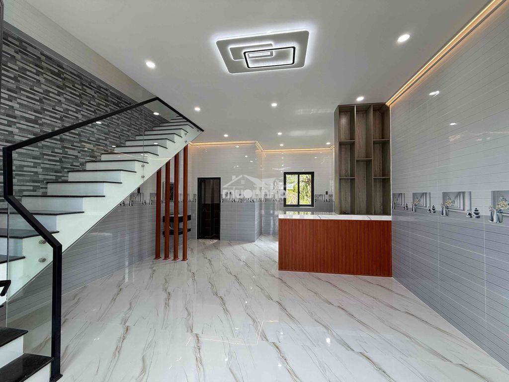 Bán nhà trung tâm tp vĩnh long, đường 7m - 4